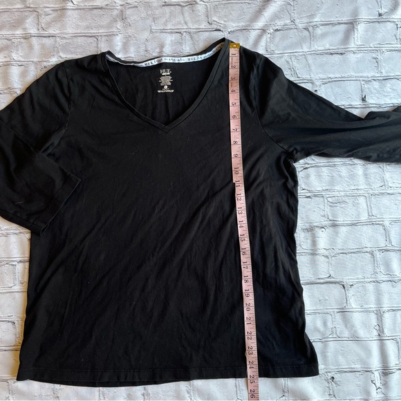 HUE Sleep Well Temp Tech T-shirt Large Womens Black V-neck - Picture 4 of 7